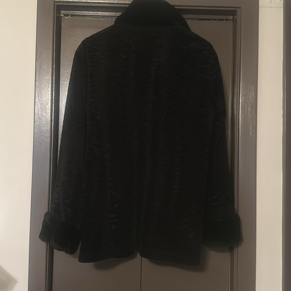 Giacca Gallery very nice Faux Mink/ Faux Leather Reversible Coat, medium - Picture 6 of 9